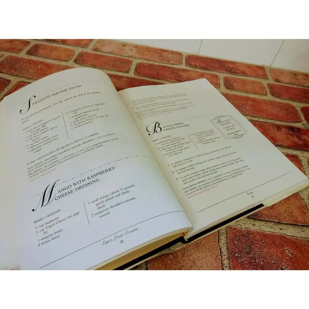 Weight Watchers Simply Light Cooking 250 WW Healthy Recipes 1992 HCDJ Cookbook